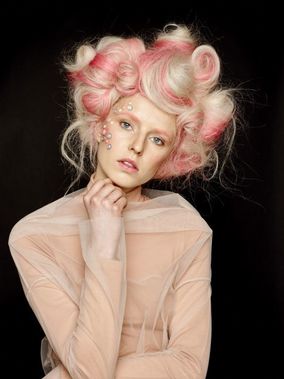 Maybelline Runway, Berlin Fashion Week 2016:  (© © André Märtens für L’Oréal Professionnel)