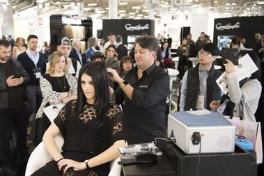 Cosmoprof 2018 Bologna:  (© © Great Lengths)