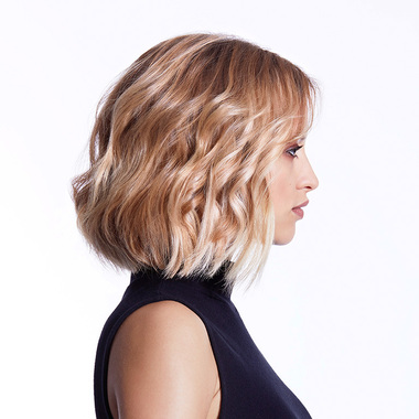 Trendfrisur mit klarem Cut (© Great Lengths)