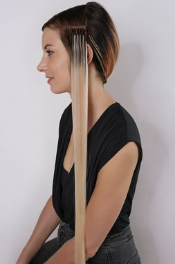 Look 6 - P1100728 RGB.jpg:  (© © Great Lengths)