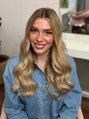 Stella Umstyling:  (© © Great Lengths)