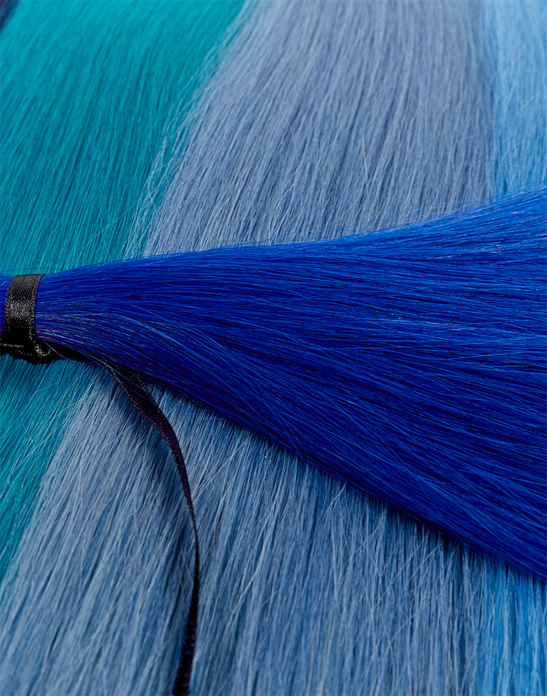 Classic Blue - Farbenvielfalt bei Great Lengths (© Great Lengths)