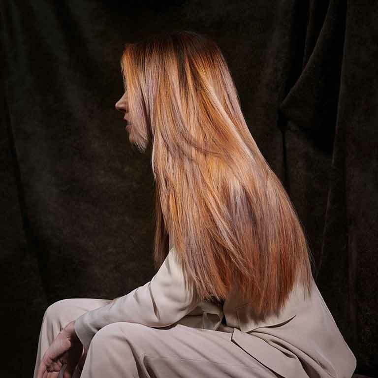 Besonders schön ist eine lange und dichte Frisur, dazu sollte Ihre Haarverlängerung unsichtbar bleiben. Denn nur dann ist sie perfekt! (© Great Lengths)