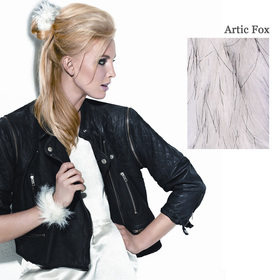 FAUX FUR SNAP WRAP Arctic Fox:  (© Great Lengths)