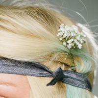 Romantisches Styling mit Fly Bands:  (© Great Lengths)