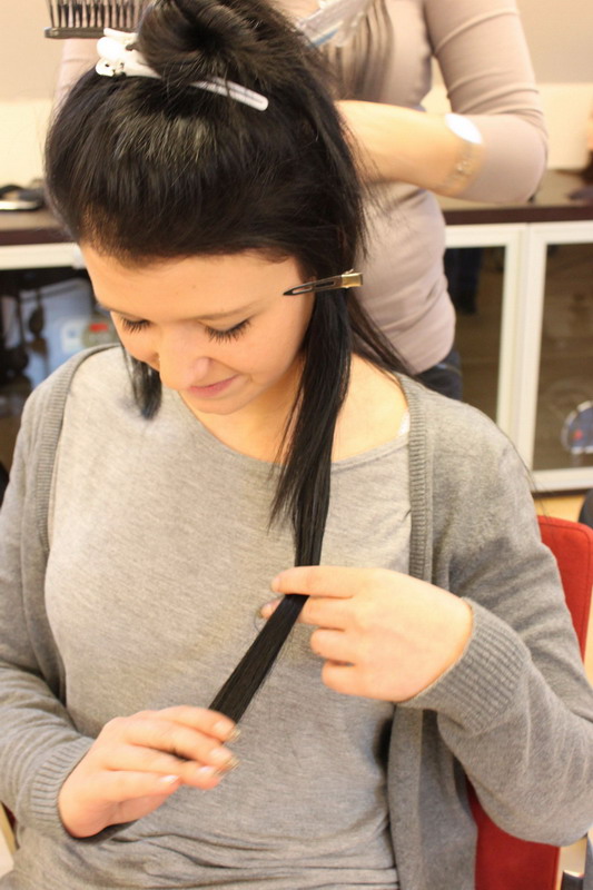 Doris fühlt ihre Extensions