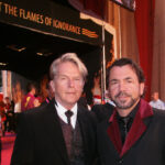 Partner von uns: Hr. Purrmann; Hr. Haefs vor dem Motto: Fight the Flames of Ignoranze (© Isabella Wagist)