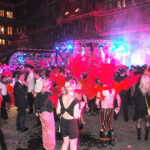 Bis in die frühen Morgenstunden wurde am Rathausplatz gefeiert (© Isabella Wagist)