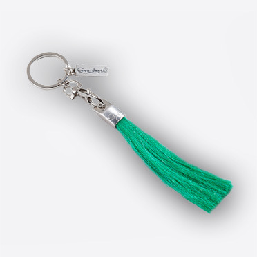 Schlüsselanhänger in crazy green (© Great Lengths)