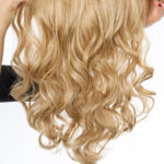 23 inch Wavy Extension - Vorderseite (© Great Lengths)