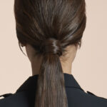 Anabell mit eingesetztem Haarteil, Sujet 1329  (© Great Lengths)