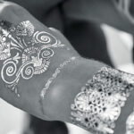 TASSEL Tattoos, Metallic in Gold und Silber (© Great Lengths)