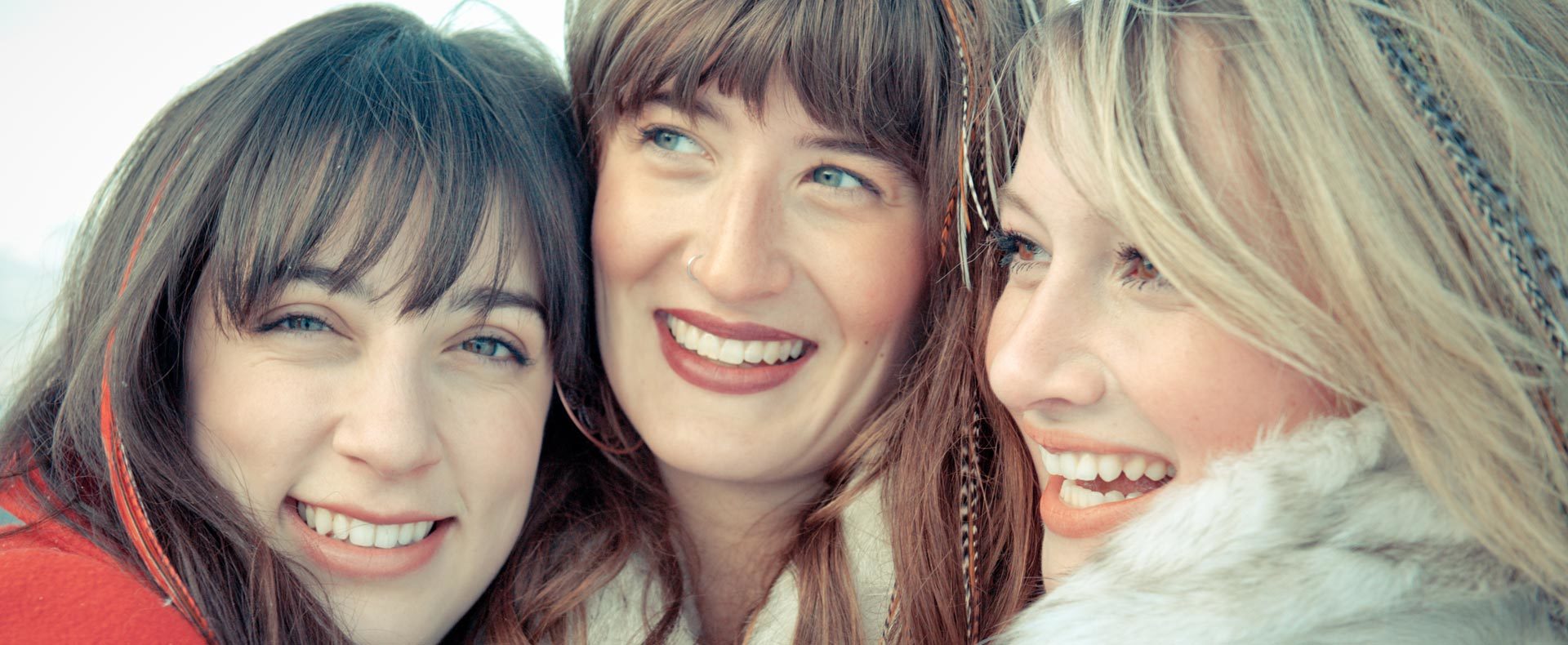 Fine Featherheads (© Fine Featherheads)