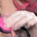 Bunte Haarsträhnen im Video (© Great Lengths)