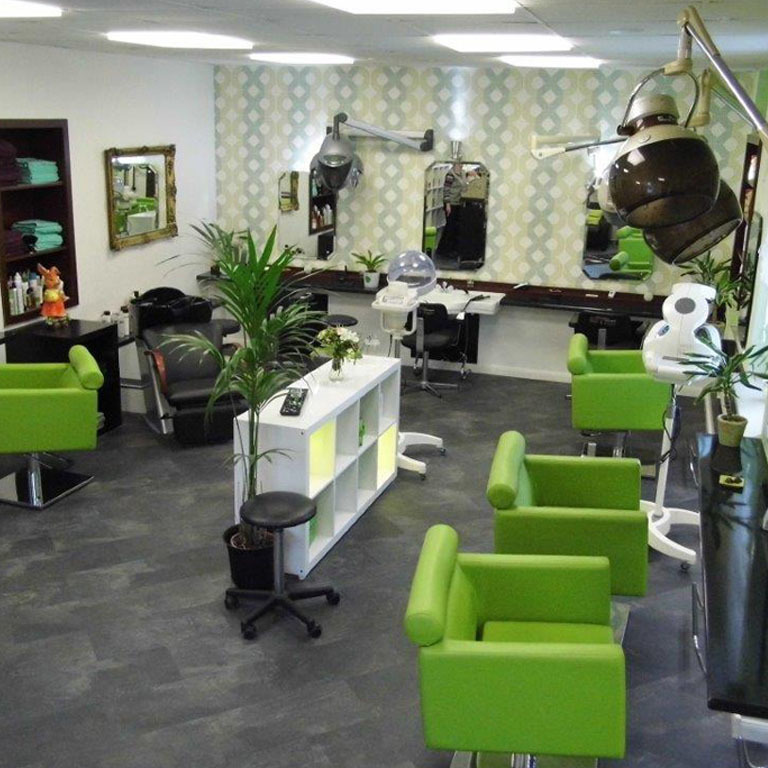 Hair & Style - Salon Diana (© Hair & Style)