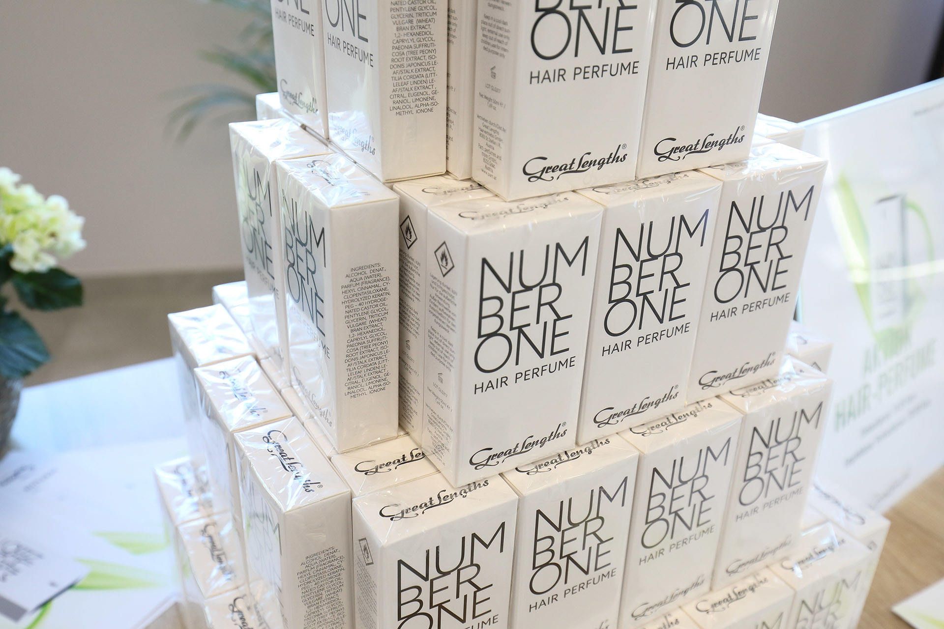 NUMBER ONE, ein wundervolles Haarparfume (© Great Lengths)