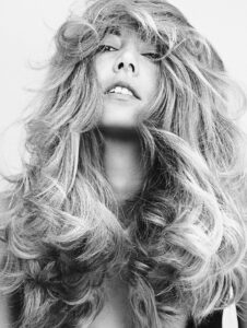 G2 &ndash; Mario Gutmann - Model Marietta - 26 (&copy; Great Lengths)