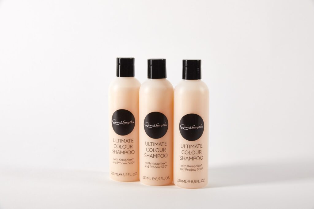 Ultimate Colour Shampoo von Great Lengths in Peach-Fuzz-Farbton zur farbschonenden Haarpflege.